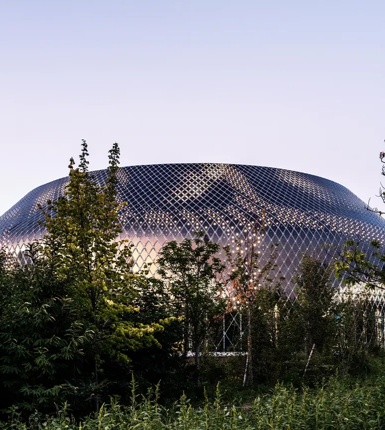 novartis-pavillon-surrounded-by-greenery-header