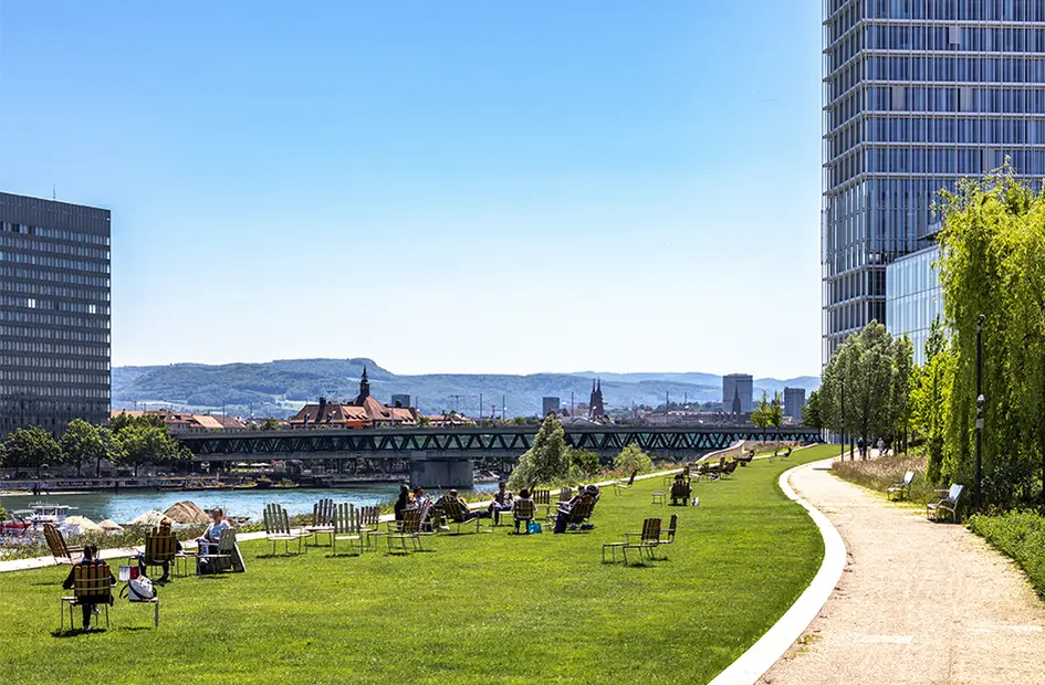 the-rhine-bank-on-the-basel-campus-with-a-view-towards-the-city-and-the-asklepios-building