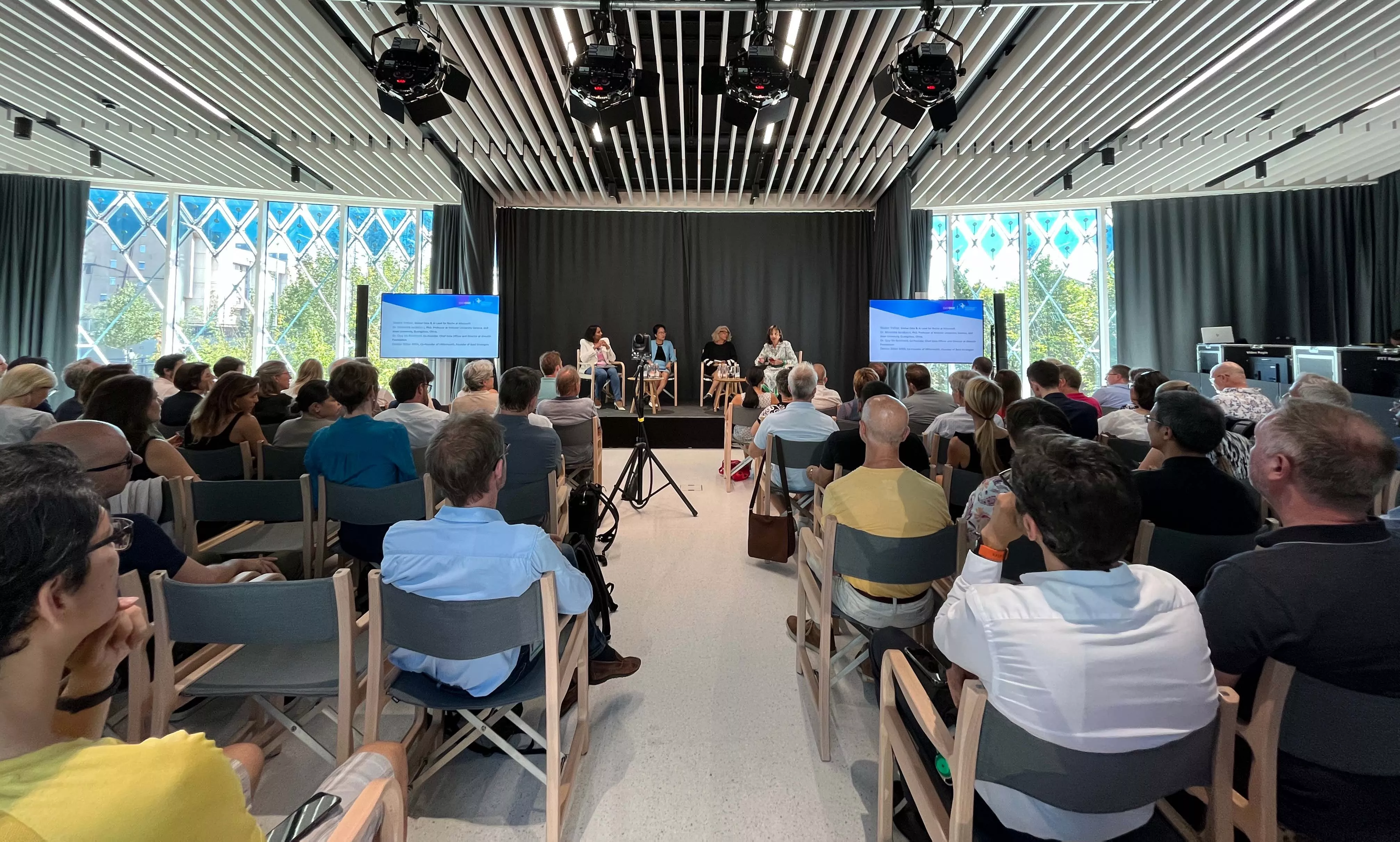 Novartis Pavillon Event - Open Mic Next in Health Series: Digital Pharma Playbook Novartis Pavillon Event - Open Mic Next in Health Series: Digital Pharma Playbook