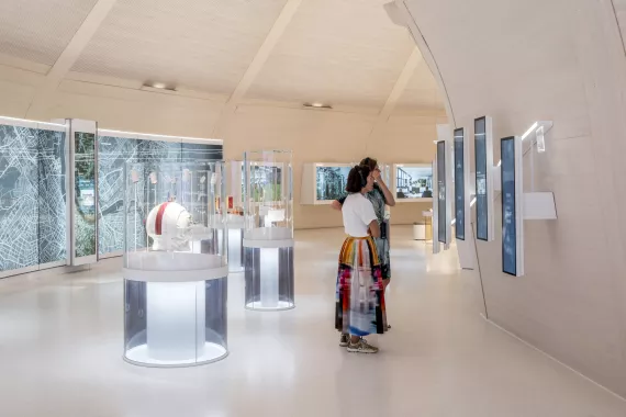 Visitors watching videos from the section "History of Medicine" | ©Rasmus Hjortshøj - COAST